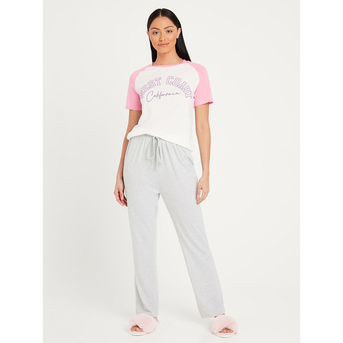 طقم بيجاما من ( تيشيرت + بنطال ) من ستايلي-women-clothing-nightwear-pyjamas-longsets-image-2