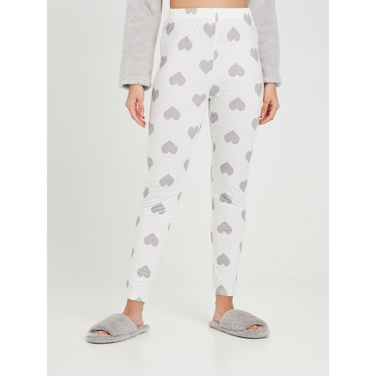 طقم من ( بلوزة باكمام طويلة + ليقنز ) من ستايلي-women-clothing-nightwear-pyjamas-longsets-image-5
