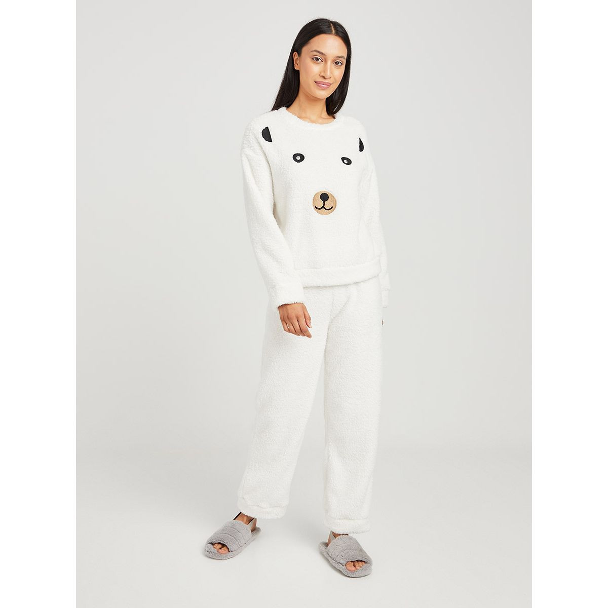 طقم بيجاما ( بلوزة + بنطال ) من ستايلي-women-clothing-nightwear-pyjamas-longsets-image-6