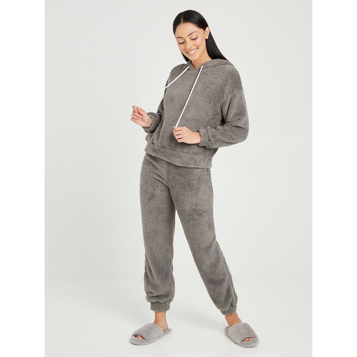 طقم بيجاما ( هودي + بنطال ) من ستايلي-women-clothing-nightwear-pyjamas-longsets-image-1