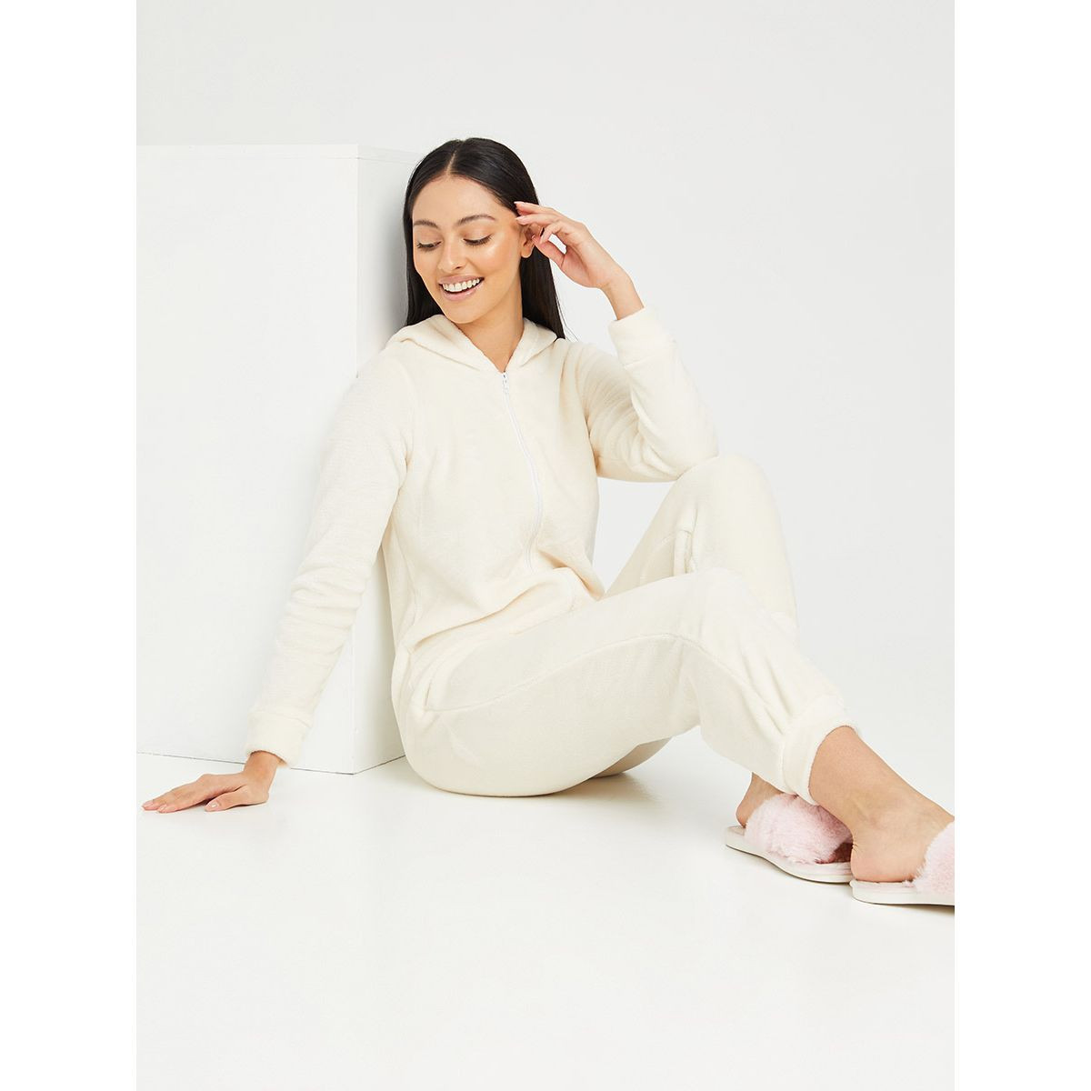 ونزي بسحَاب غلق من ستايلي-women-clothing-nightwear-nighties-image-1