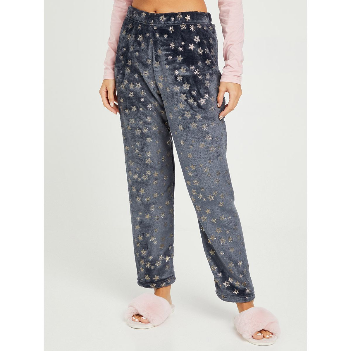 Styli Jersey Henley Neck T-shirt and Silver Star Fleece Print Pyjama Set-women-clothing-nightwear-pyjamas-longsets-image-3