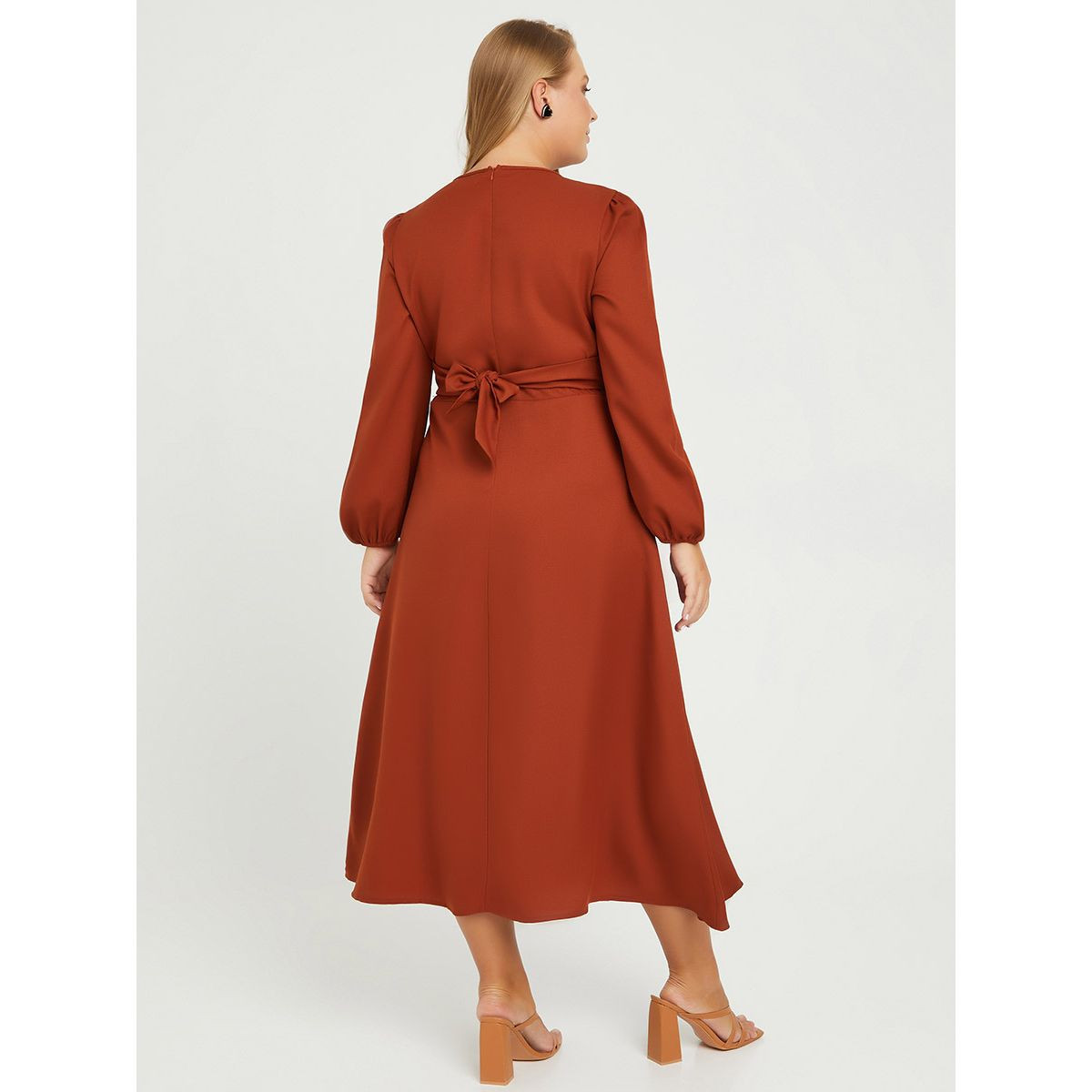 Styli Plus Long Sleeves Tie Waist Detail A-Line Midi Dress-women-clothing-dresses-image-4