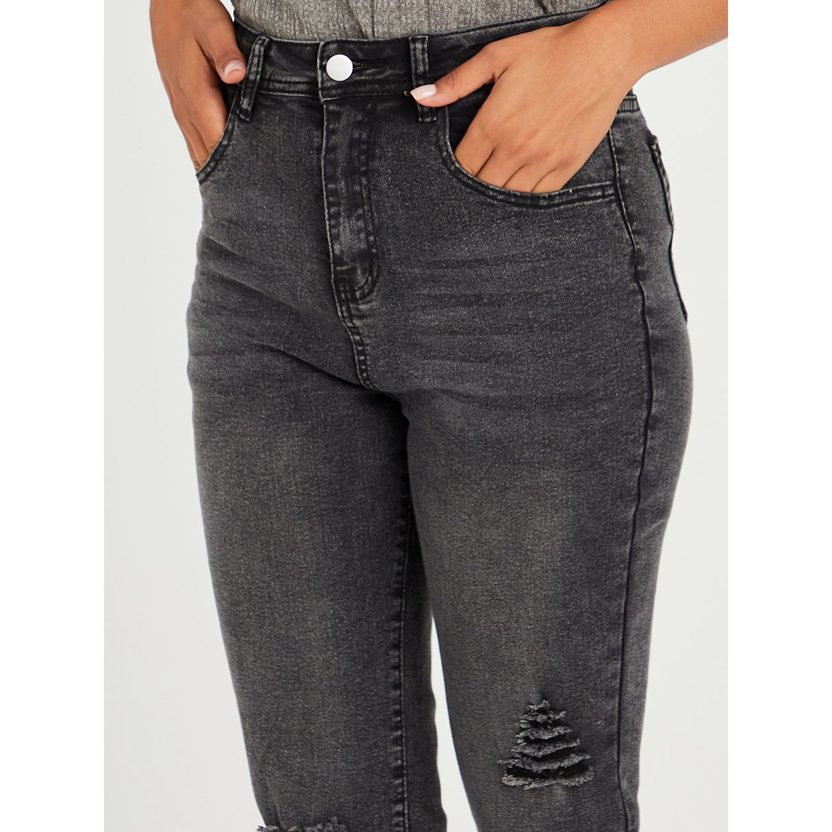 جينز بقصة سليم فت من ستايلي-women-clothing-bottoms-jeans-image-7
