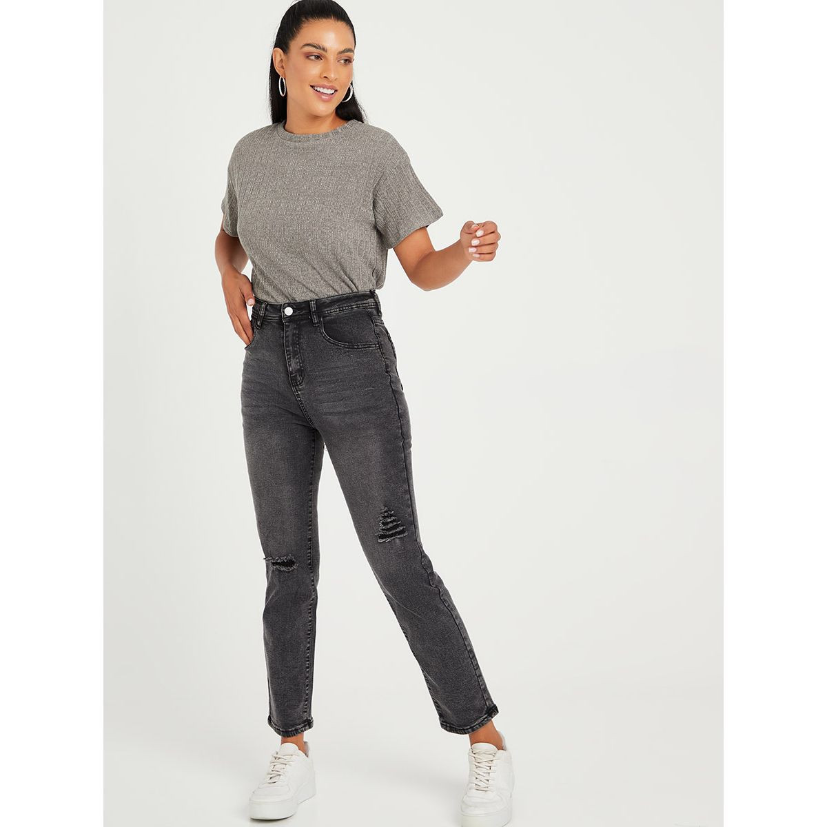 جينز بقصة سليم فت من ستايلي-women-clothing-bottoms-jeans-image-8