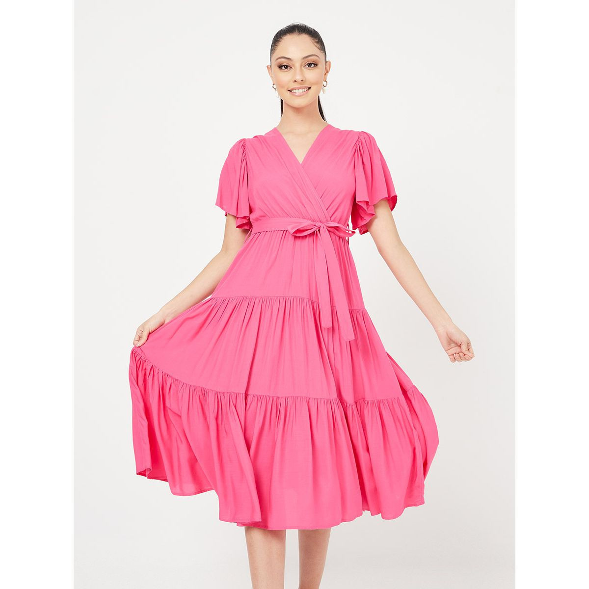 Styli Short Sleeves V Neck Pleated Detail Tiered Dress-women-clothing-dresses-image-5