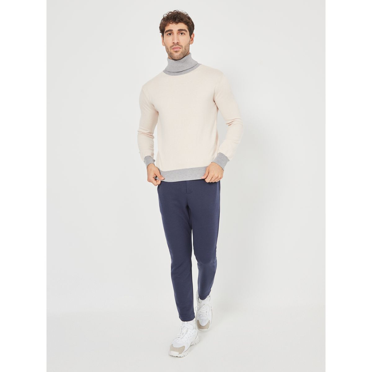 Styli Colorblock Turtle Neck Basic Sweater-men-clothing-sweatersandpullovers-image-2