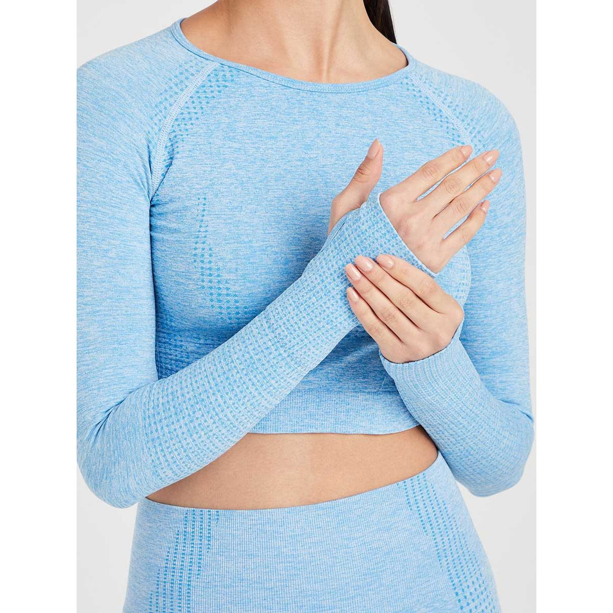 طقم رياضي ( بلوزة + ليقنز ) من ستايلي-sports-women-clothing-trackpantsandtracksuits-image-5