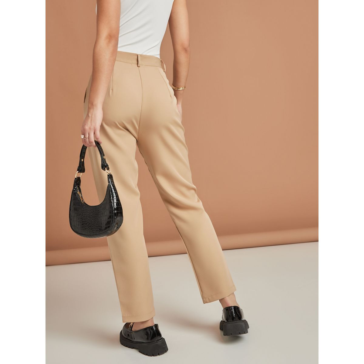 بنطال سادة بقصة سليم فت-women-clothing-trousers-image-4