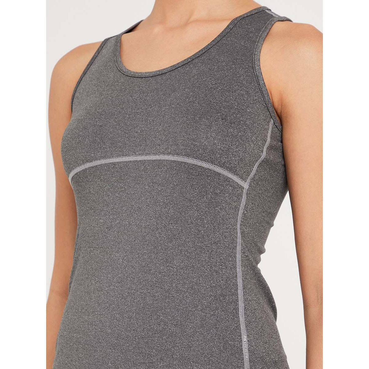 بلوزة رياضية مزين بدرزات من ستايلي-sports-women-clothing-tshirtsandvests-image-3