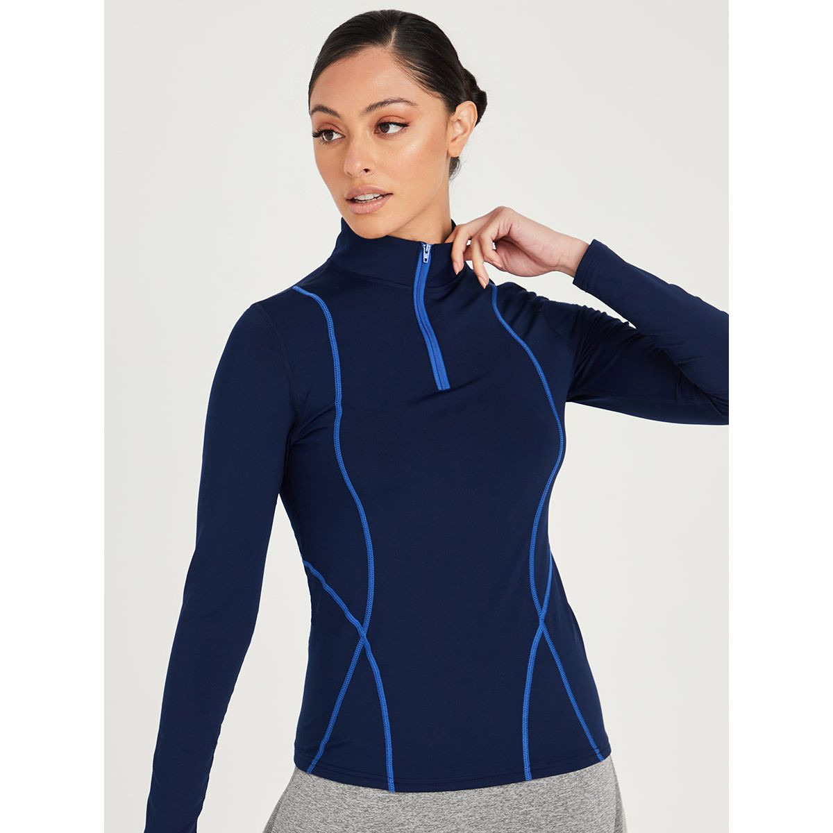 بلوزة رياضي باكمام طويلة من ستايلي-sports-women-clothing-tshirtsandvests-image-1