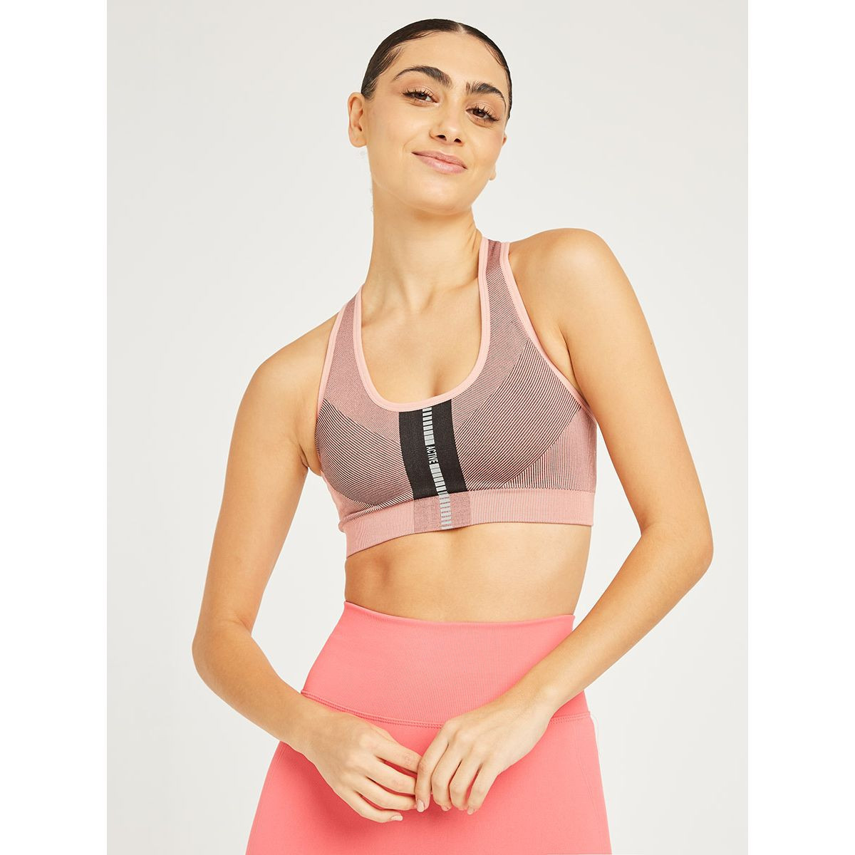 Styli Front Striped Seamless Activewear Sports Bra-women-clothing-sportswearandactivewear-sportsbras-image-1