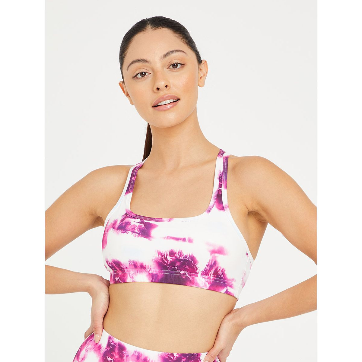 طقم من ( صدرية رياضية + ليقنز ) من ستايلي-sports-women-clothing-trackpantsandtracksuits-image-3