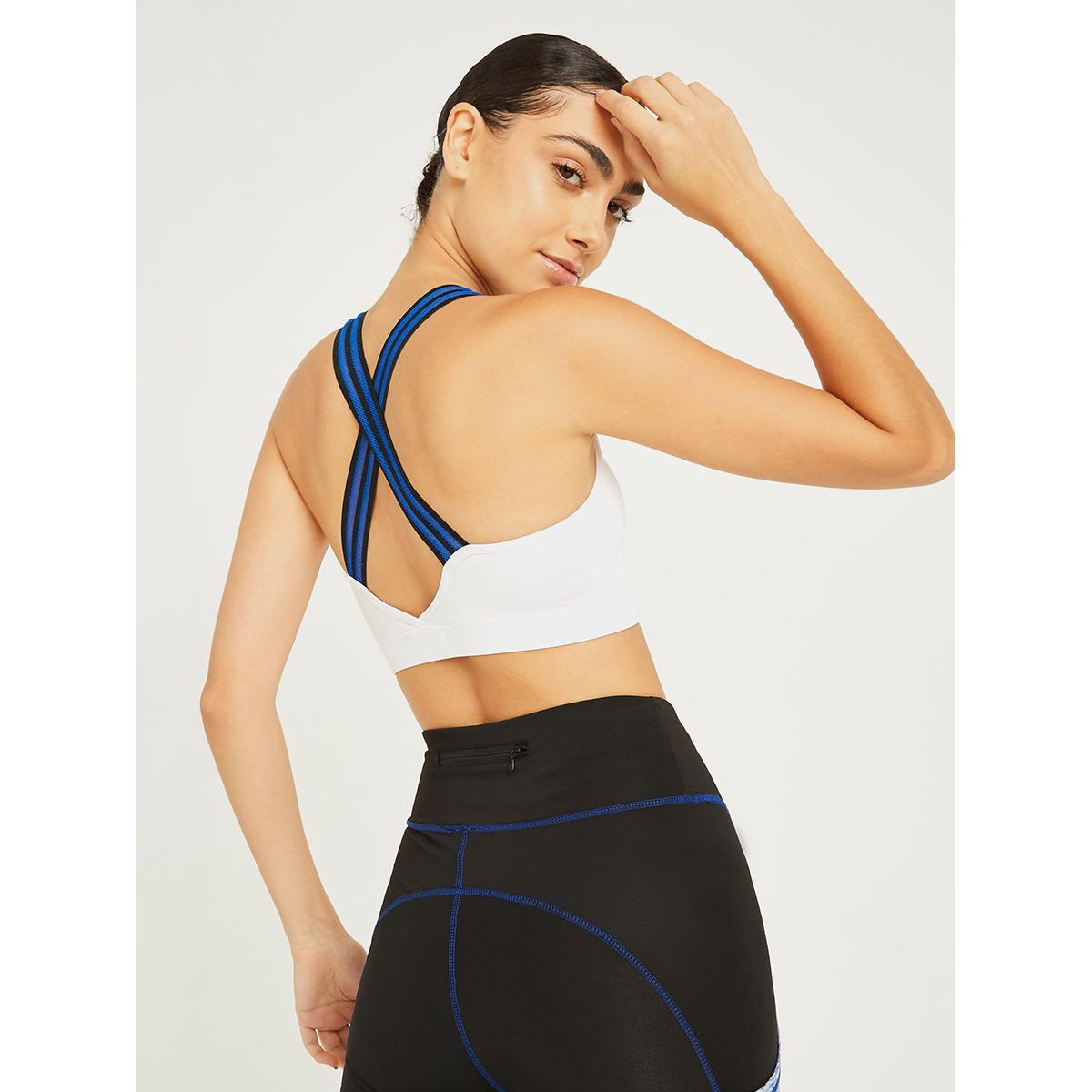 Styli Striped Elastic Crossback Sports Bra-women-clothing-sportswearandactivewear-sportsbras-image-1