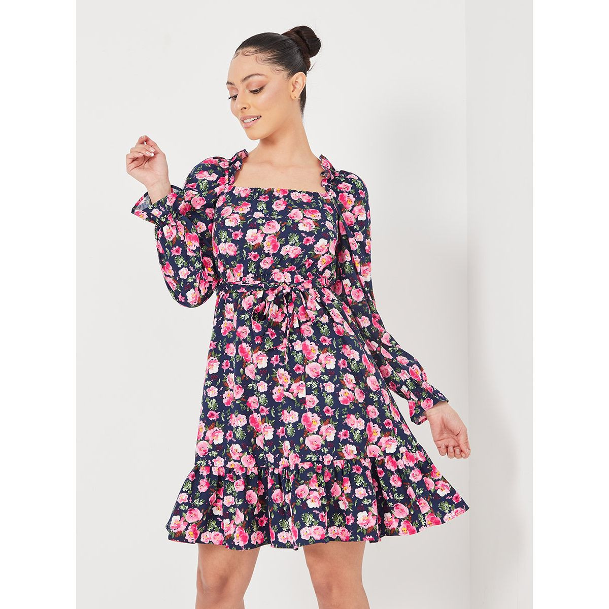 فستان قصير باكمام طويلة من ستايلي-women-clothing-dresses-image-1