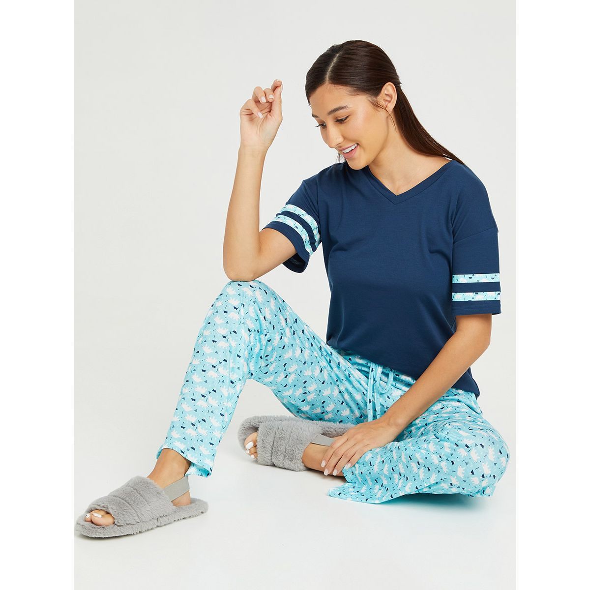 Styli Striped Sleeves V Neck T-shirt and Polar Bear Print Pyjama Set-women-clothing-nightwear-pyjamas-longsets-image-1