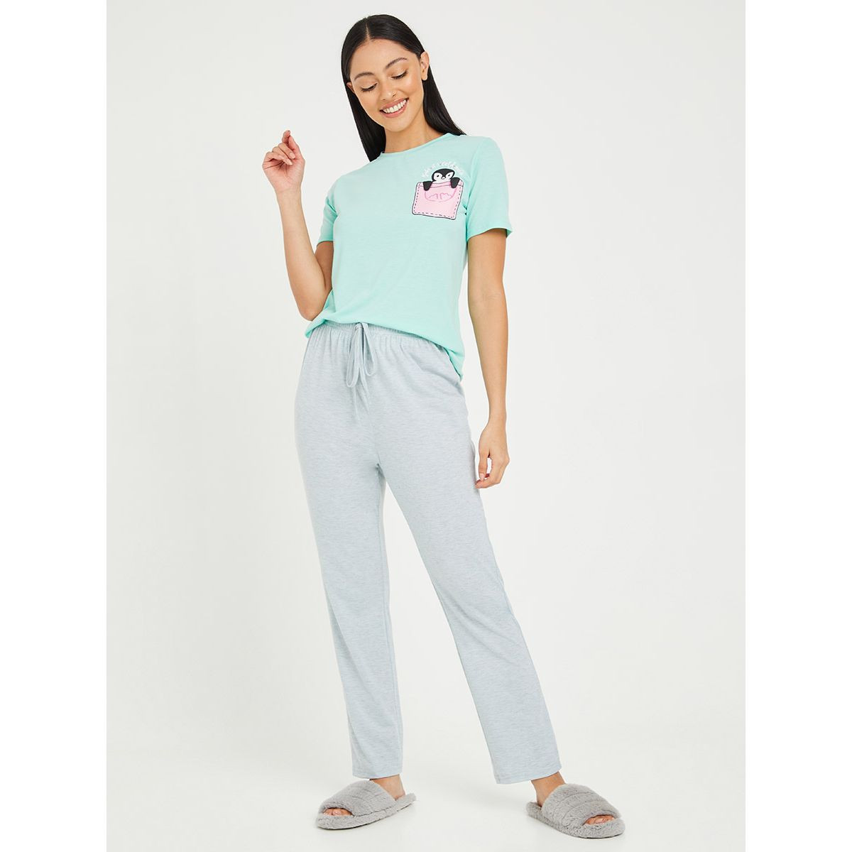 طقم بيجاما ( تيشيرت + بنطال ) من ستايلي-women-clothing-nightwear-pyjamas-longsets-image-1