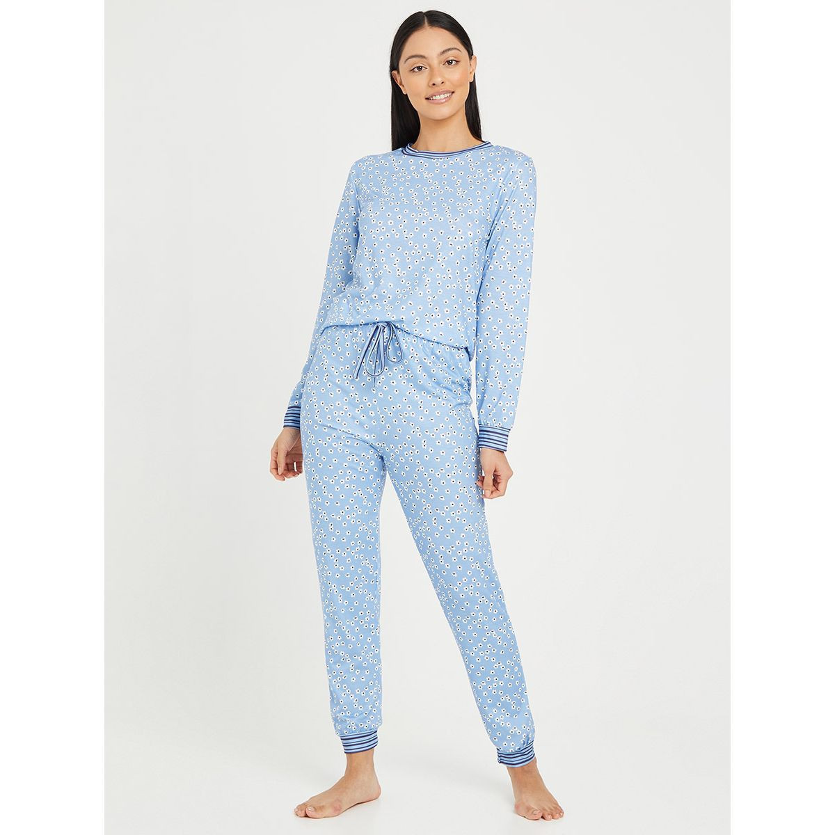 طقم بيجاما من ( بلوزة + بنطال ) من ستايلي-women-clothing-nightwear-pyjamas-longsets-image-1