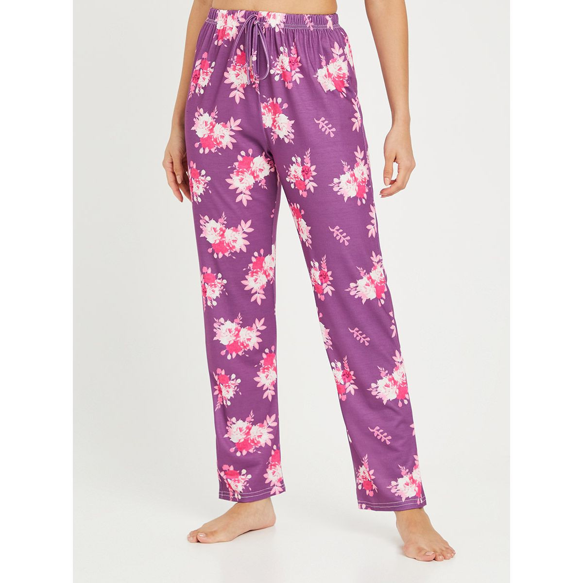 Styli Solid Rib Neck T-shirt and Winter Floral Pyjama Set-women-clothing-nightwear-pyjamas-longsets-image-3