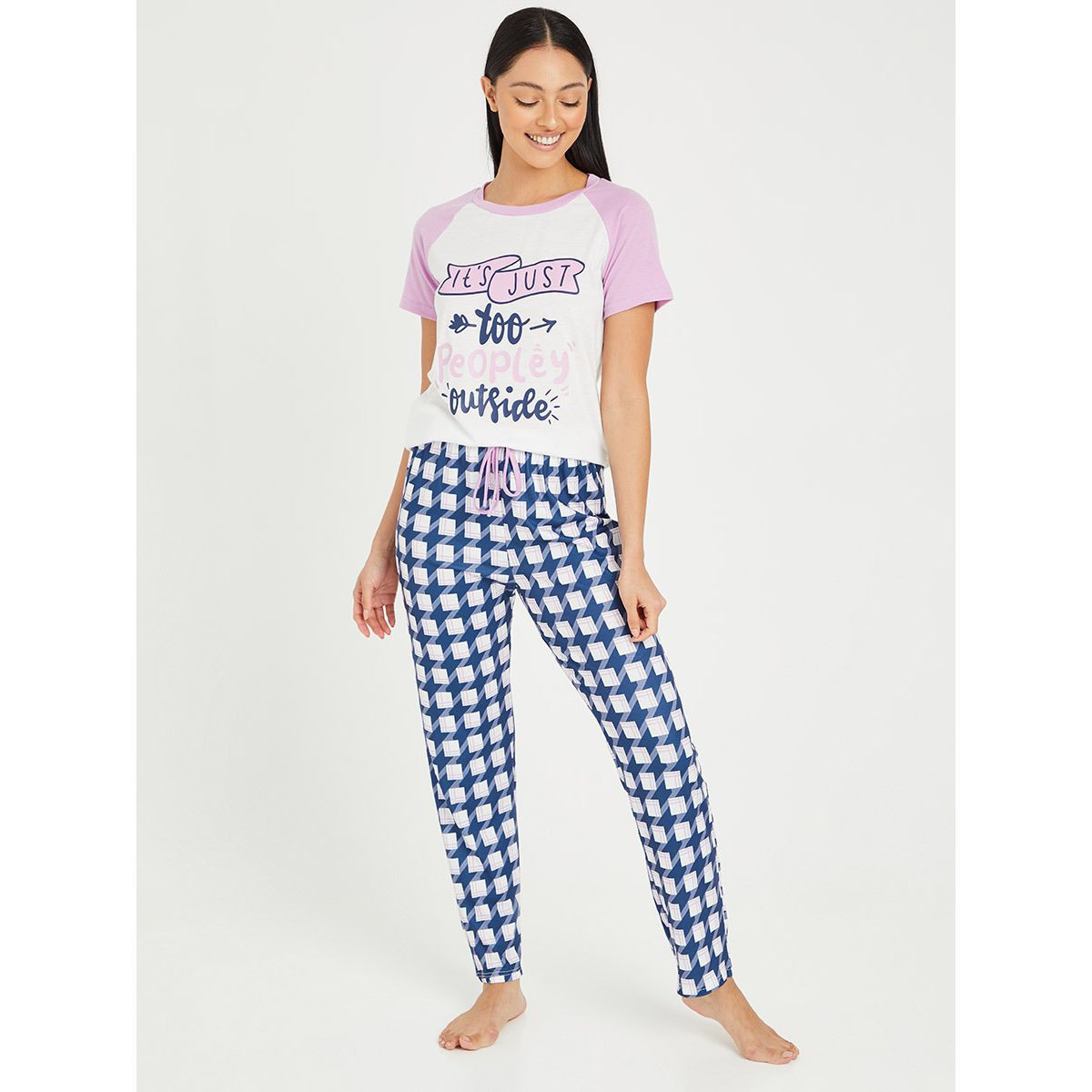 طقم بيجاما من ( تيشيرت + بنطال ) من ستايلي-women-clothing-nightwear-pyjamas-longsets-image-1