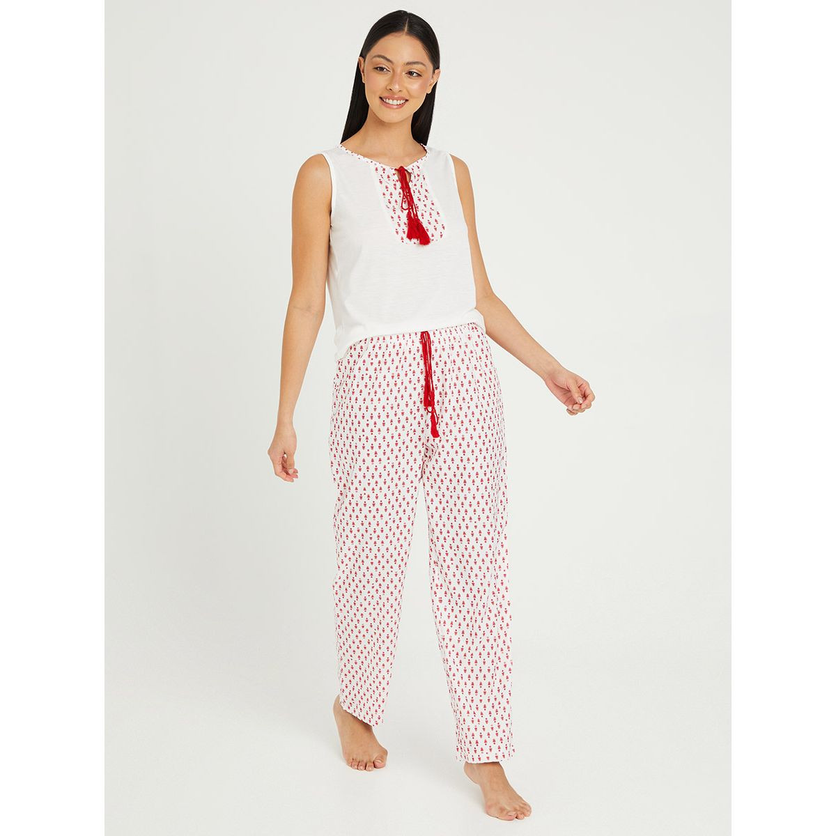 طقم بيجاما من ( بلوزة + بنطال + روب ) من ستايلي-women-clothing-nightwear-pyjamas-longsets-image-2