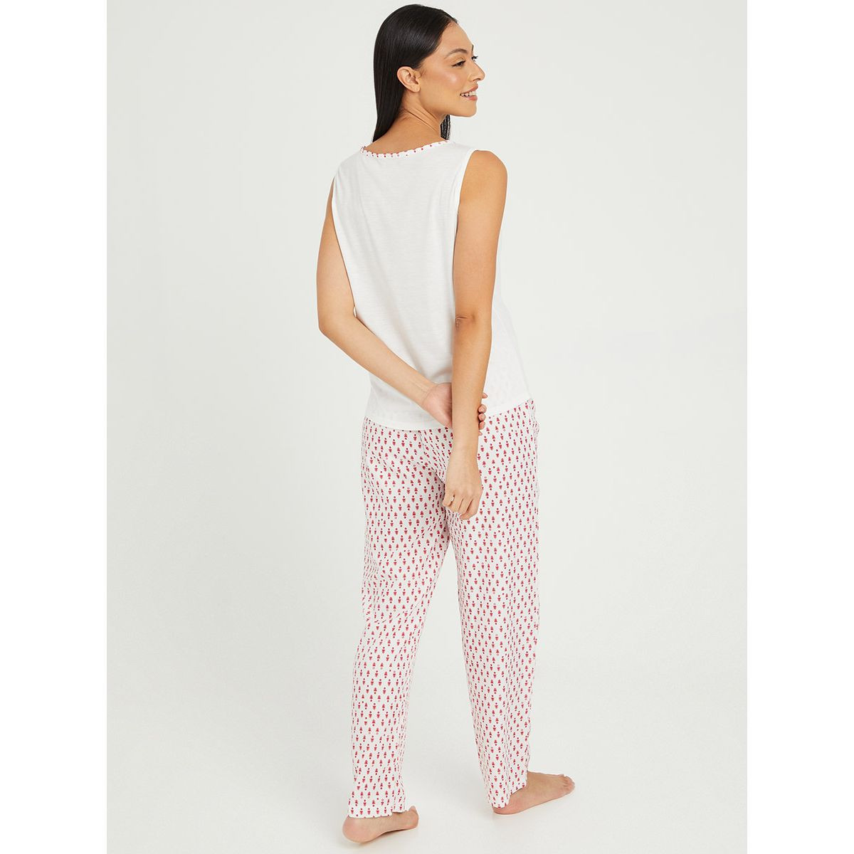 طقم بيجاما من ( بلوزة + بنطال + روب ) من ستايلي-women-clothing-nightwear-pyjamas-longsets-image-7