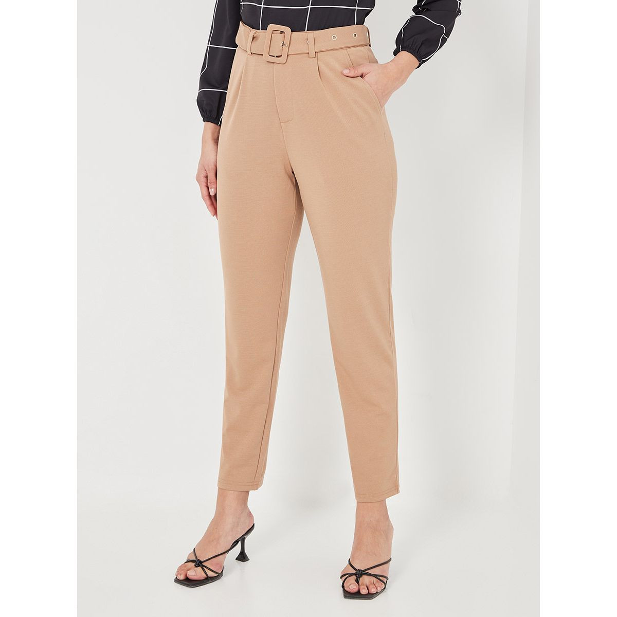 بنطال بقصة سليم فت وجيوب-women-clothing-bottoms-trousers-image-1