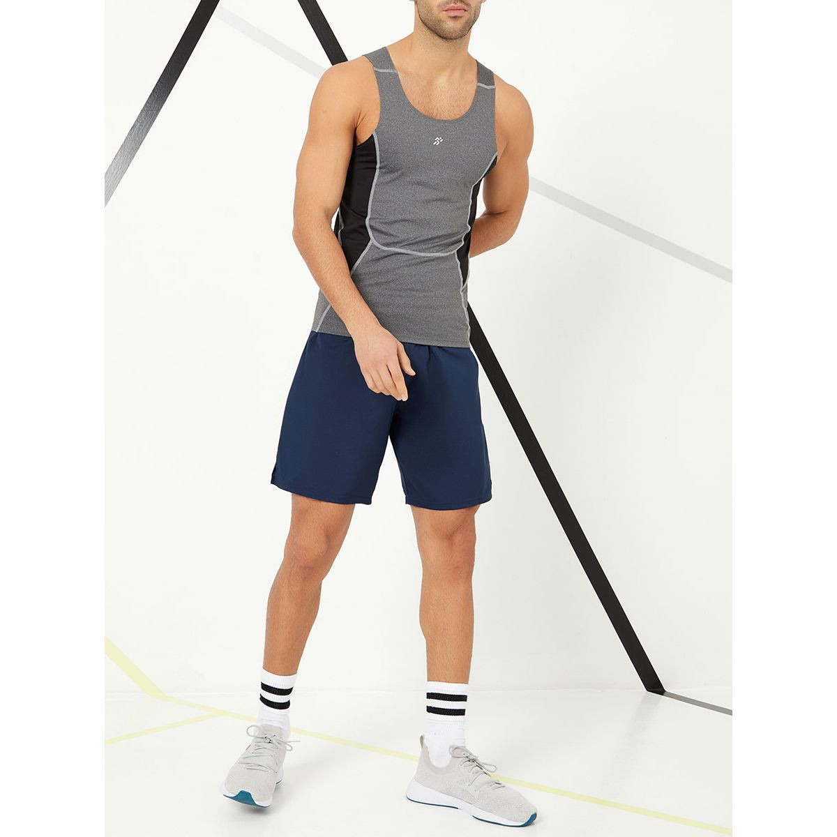 شورت رياضي ساده من ستايلي-sports-men-clothing-bottoms-image-1