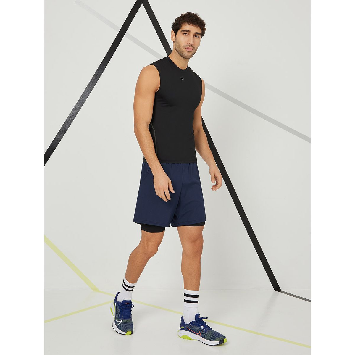 تيشيرت كت رياضي من ستايلي-men-clothing-sportswearandactivewear-tshirtsandpolos-image-3