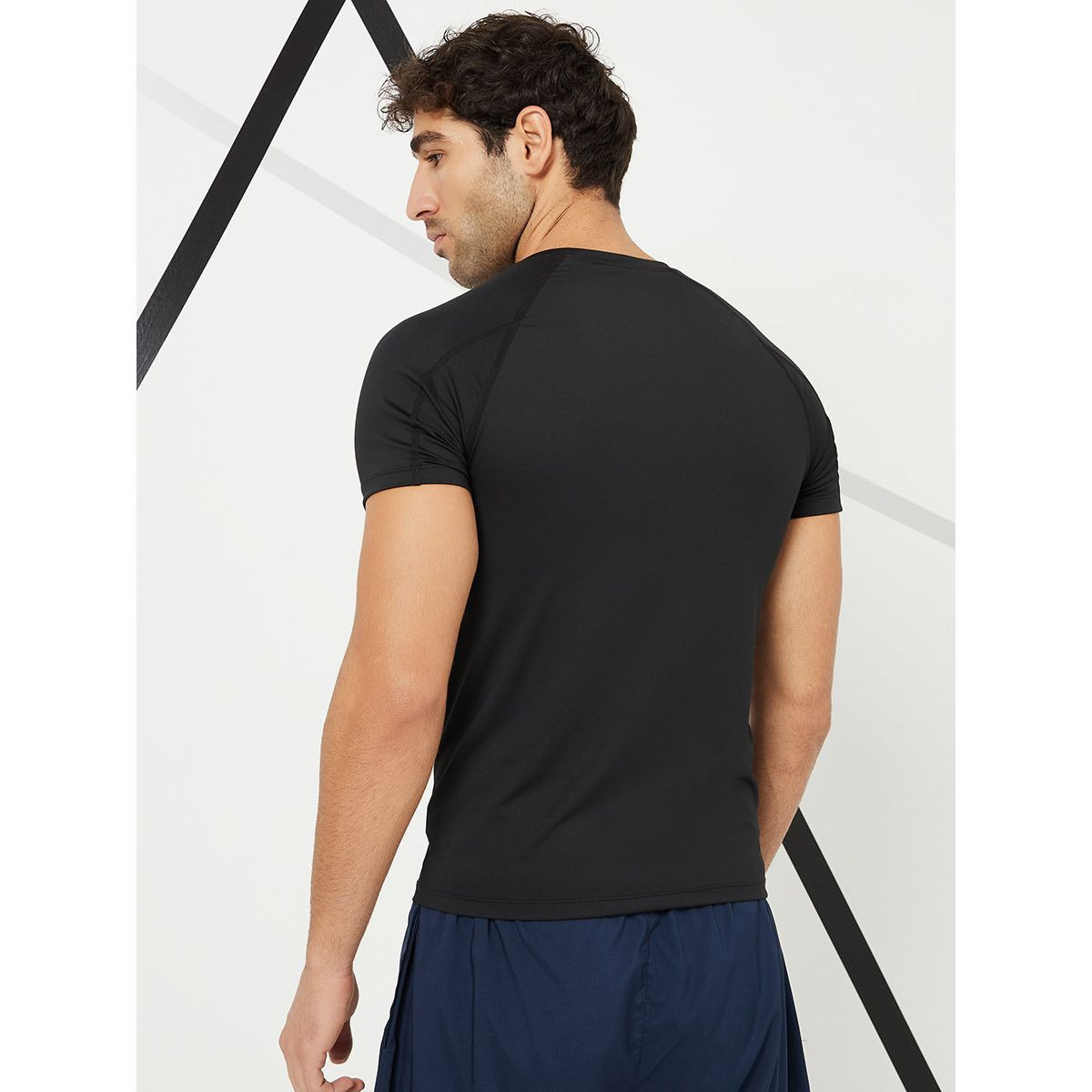تيشيرت رياضي باكمام قصيرة من ستايلي-men-clothing-sportswearandactivewear-tshirtsandpolos-image-5