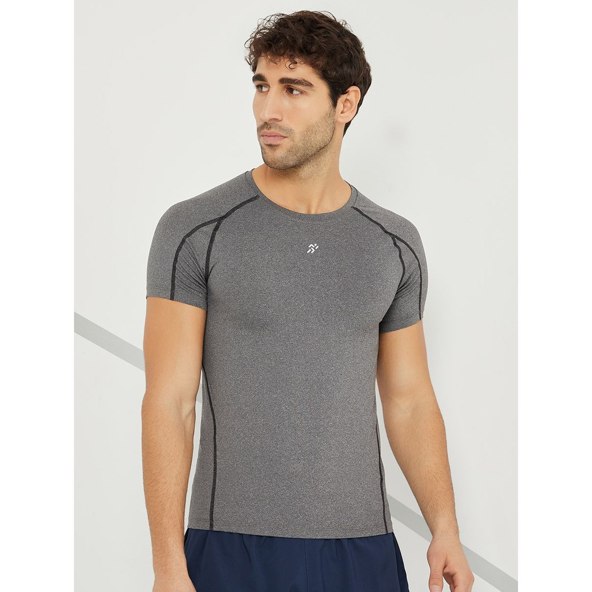 تيشيرت رياضي باكمام قصيرة من ستايلي-men-clothing-sportswearandactivewear-tshirtsandpolos-image-1