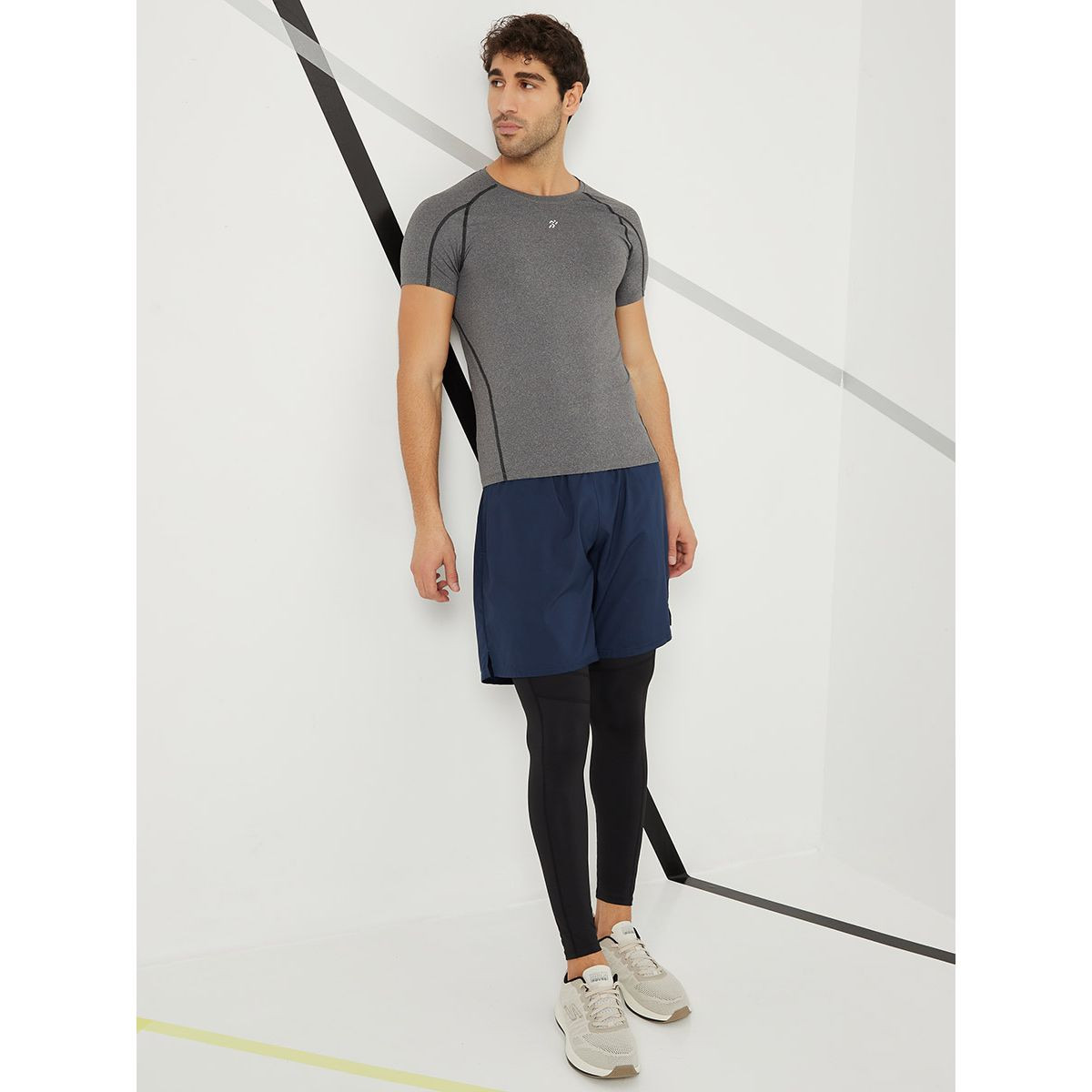تيشيرت رياضي باكمام قصيرة من ستايلي-men-clothing-sportswearandactivewear-tshirtsandpolos-image-2
