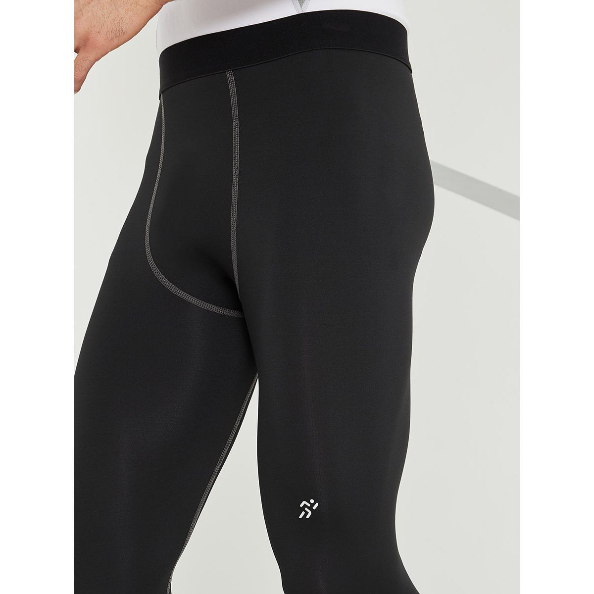 بنطال رياضي بقصة ضيقة من ستايلي-sports-men-clothing-bottoms-image-4