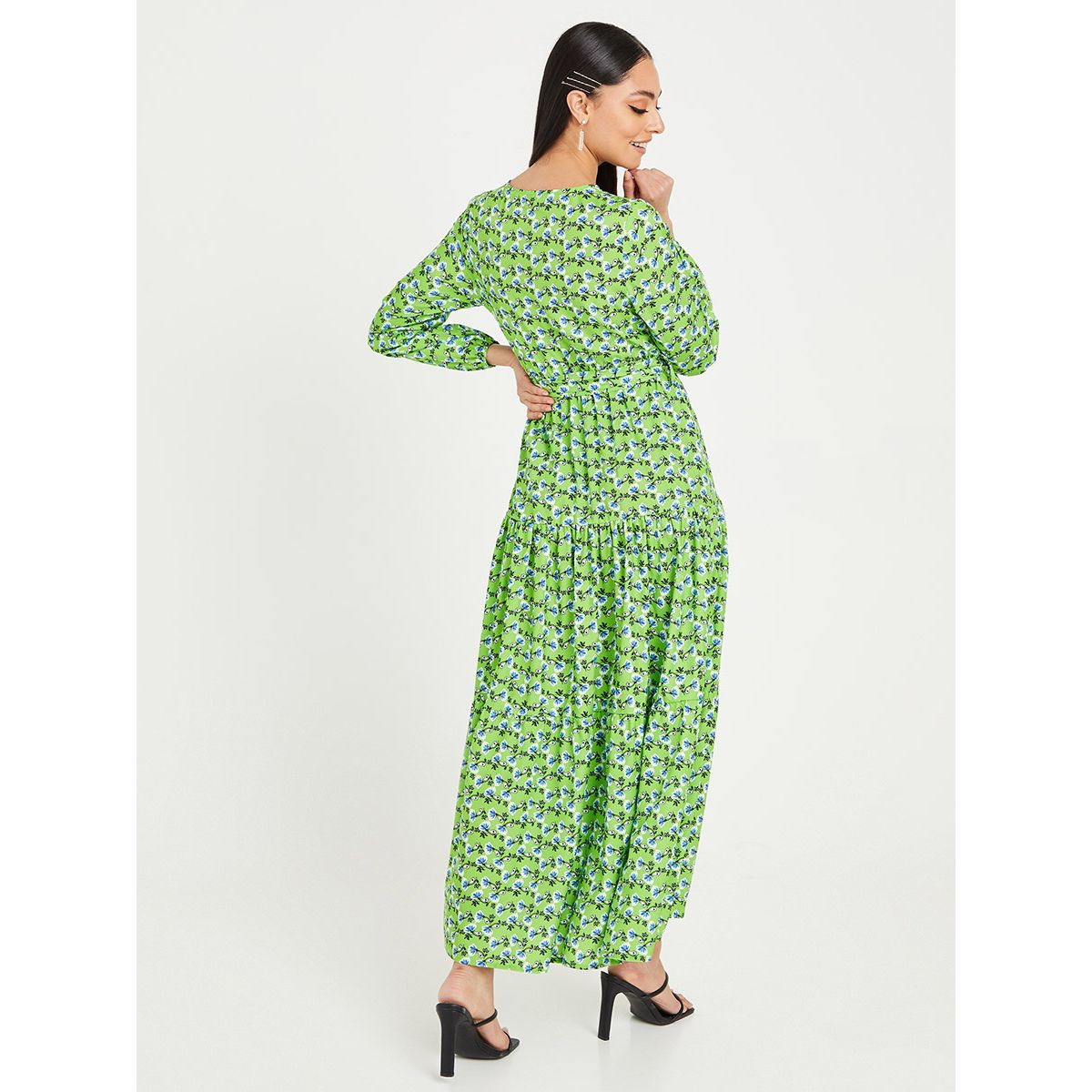 Styli Long Sleeves Ditsy Floral Print Tiered Maxi Dress-women-clothing-dresses-image-4