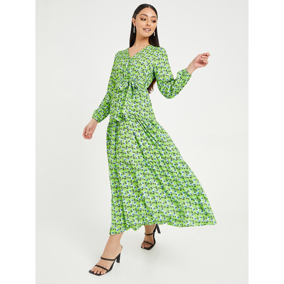 Styli Long Sleeves Ditsy Floral Print Tiered Maxi Dress-women-clothing-dresses-image-5