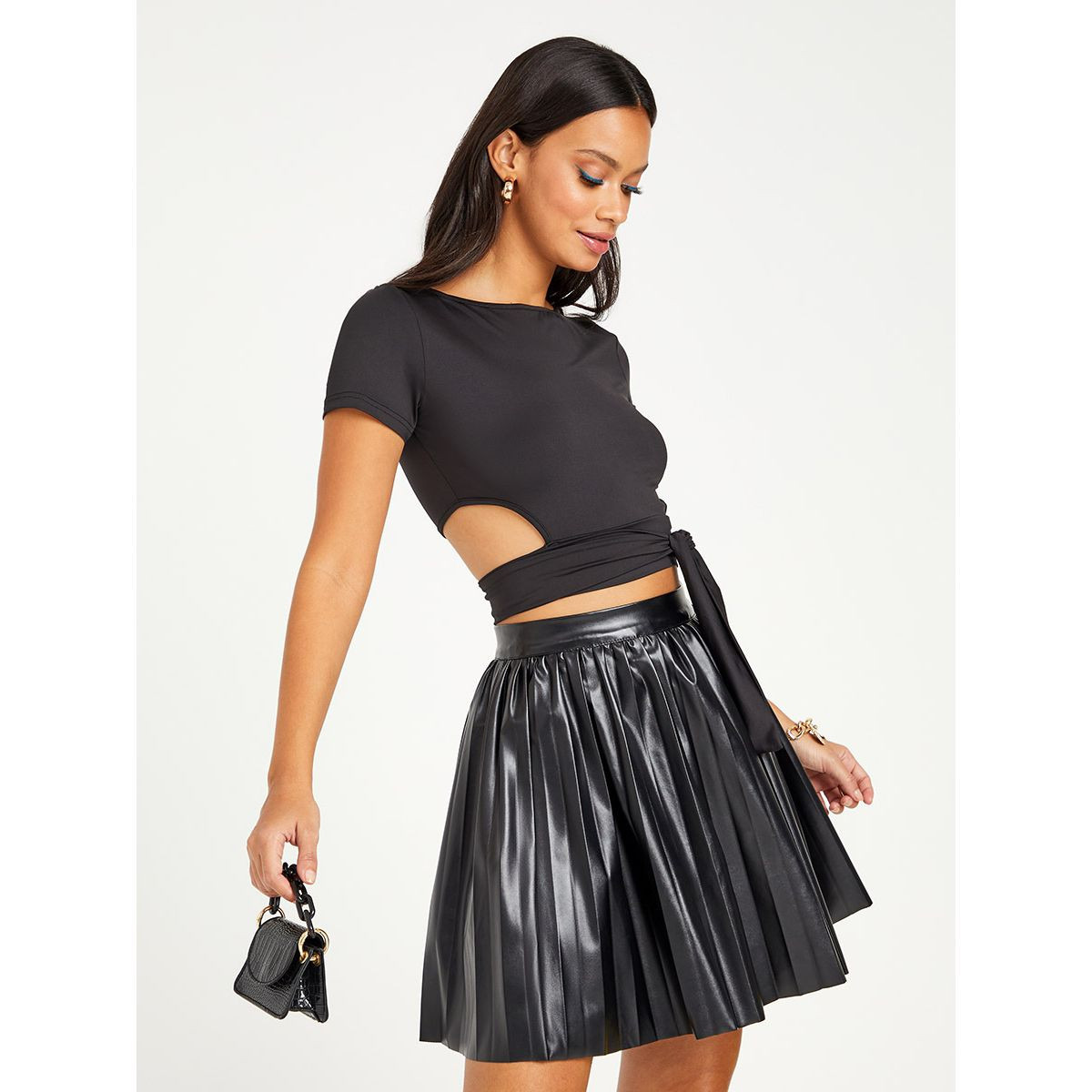 تنورة قصيرة بكسرات من ستايلي-women-clothing-bottoms-skirts-image-1