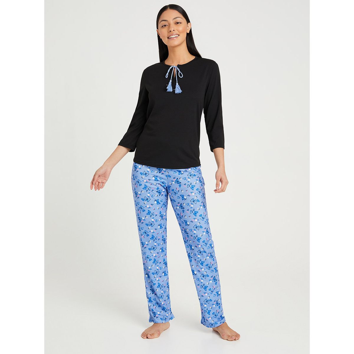 طقم بيجاما من ( تيشيرت + بنطال ) من ستايلي-women-clothing-nightwear-pyjamas-longsets-image-1