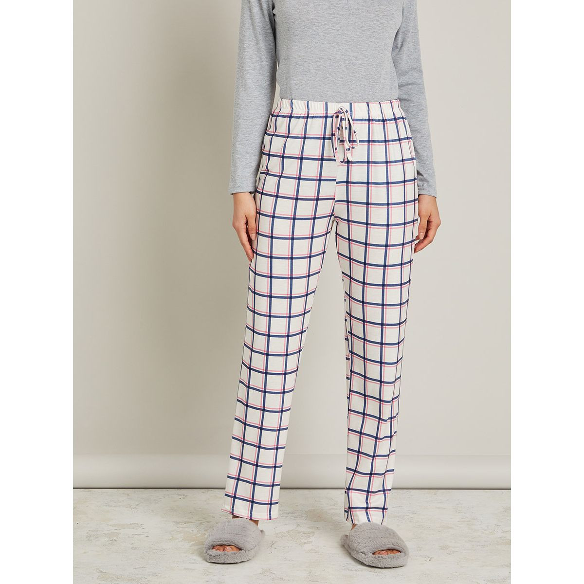 Styli Long Sleeves Placket Detail T-shirt and Checked Pyjama Set-women-clothing-nightwear-pyjamas-longsets-image-4