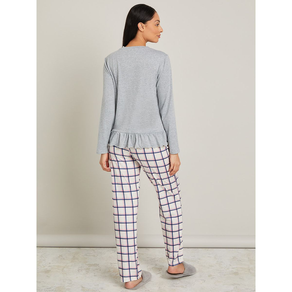 طقم بيجاما من ( تيشيرت + بنطال ) من ستايلي-women-clothing-nightwear-pyjamas-longsets-image-5
