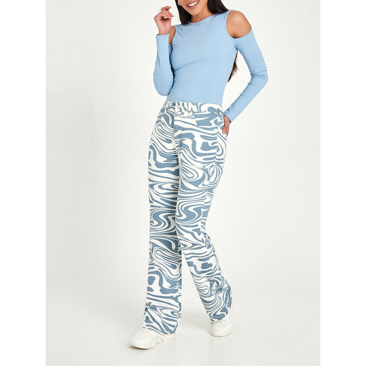 جينز بقصة ارجل واسعة من ستايلي-women-clothing-bottoms-jeans-image-1