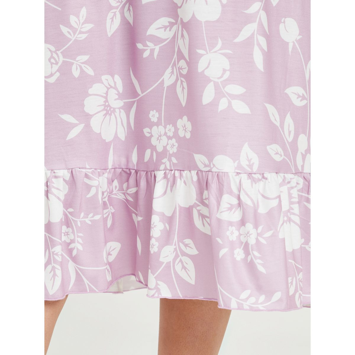 قميص نوم باكمام قصيرة وكشكش-women-clothing-nightwear-nighties-image-3