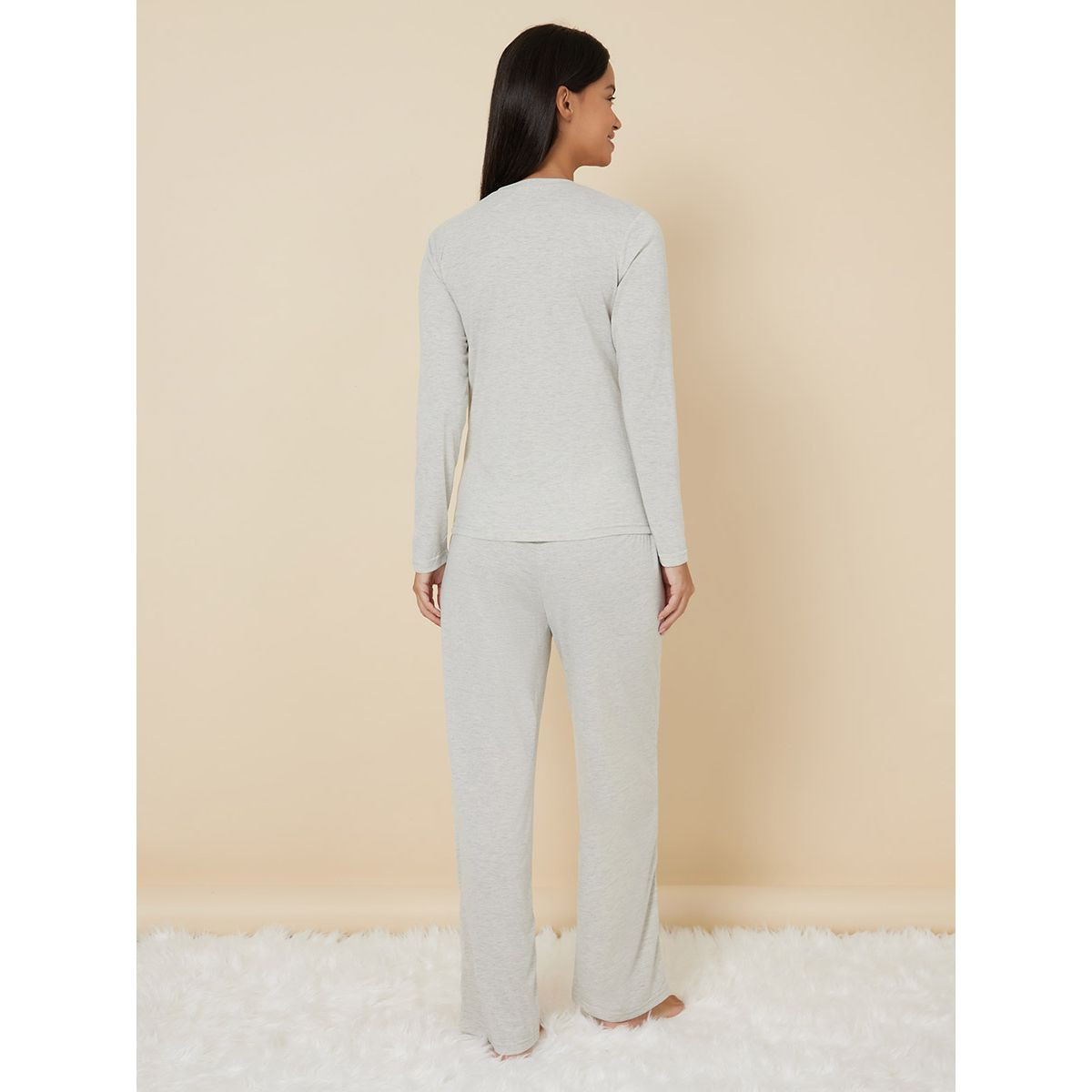 طقم بيجاما من ( تيشيرت + بنطال ) من ستايلي-women-clothing-nightwear-pyjamas-longsets-image-5
