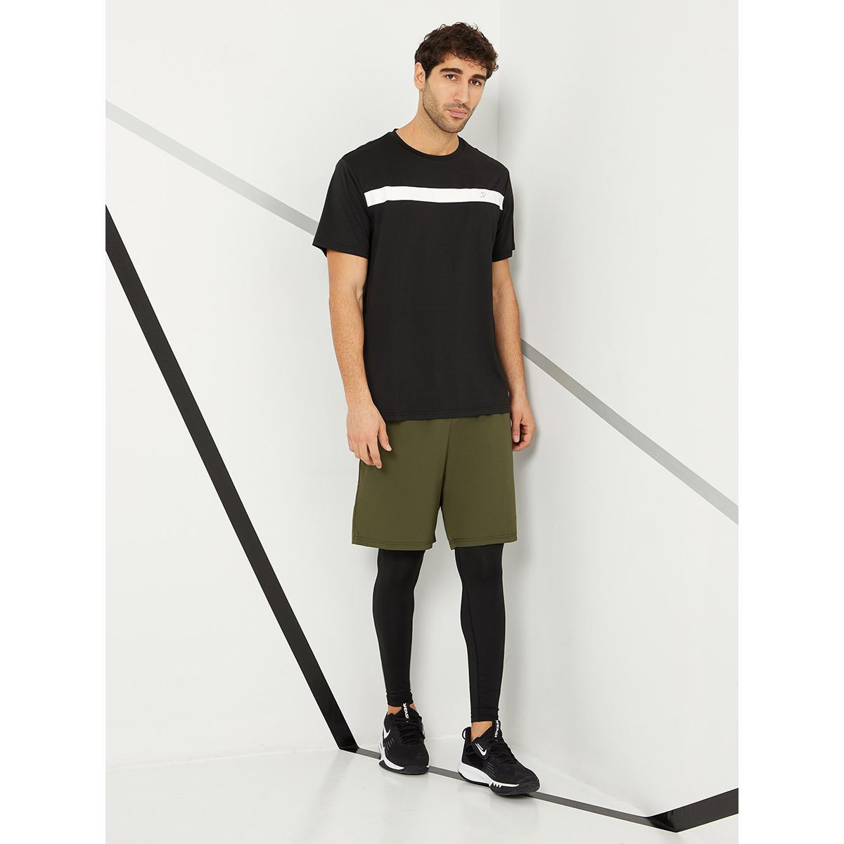 Styli Colorblock Activewear T-Shirt-men-clothing-sportswearandactivewear-tshirtsandpolos-image-2