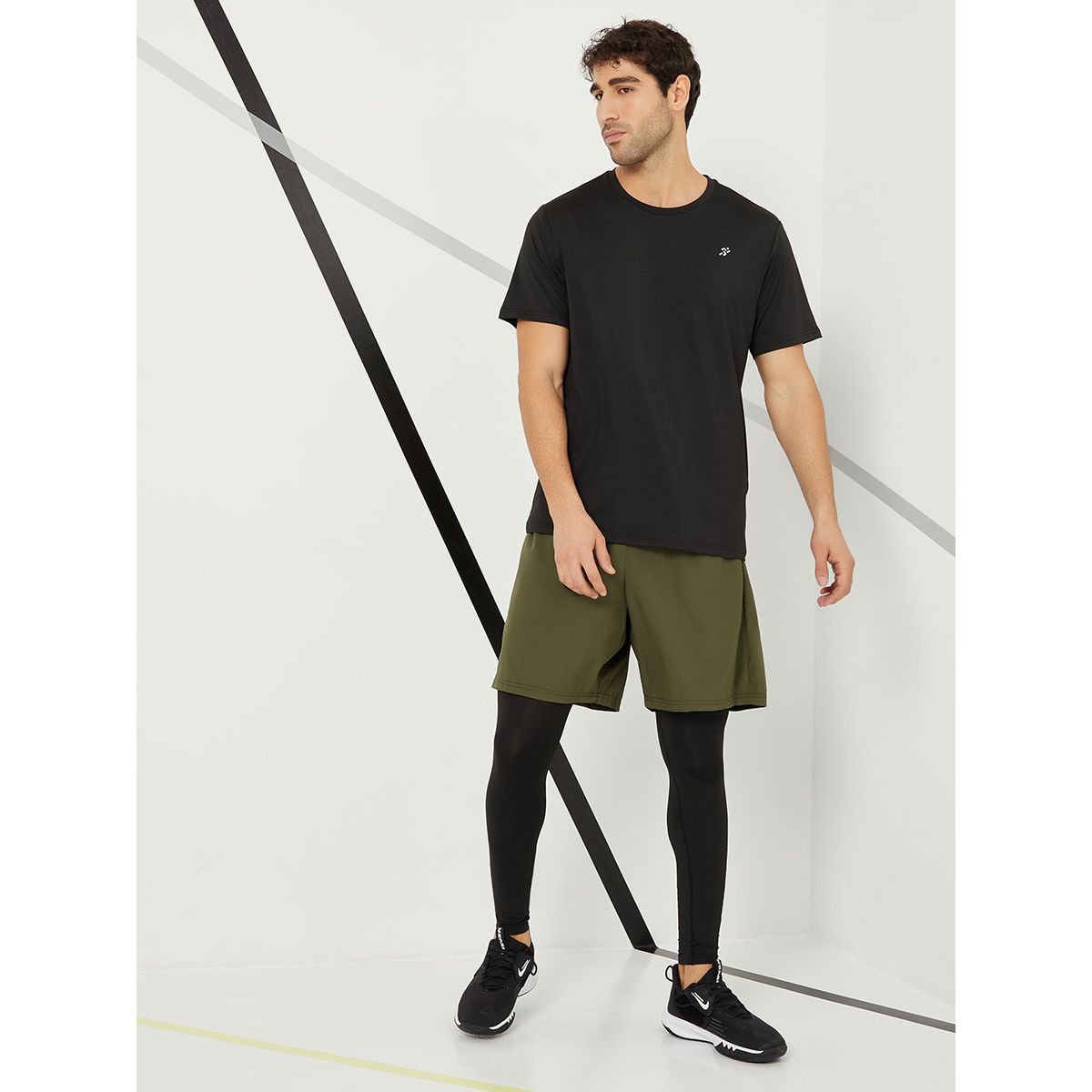 تيشيرت رياضي باكمام قصيرة من ستايلي-men-clothing-sportswearandactivewear-tshirtsandpolos-image-1