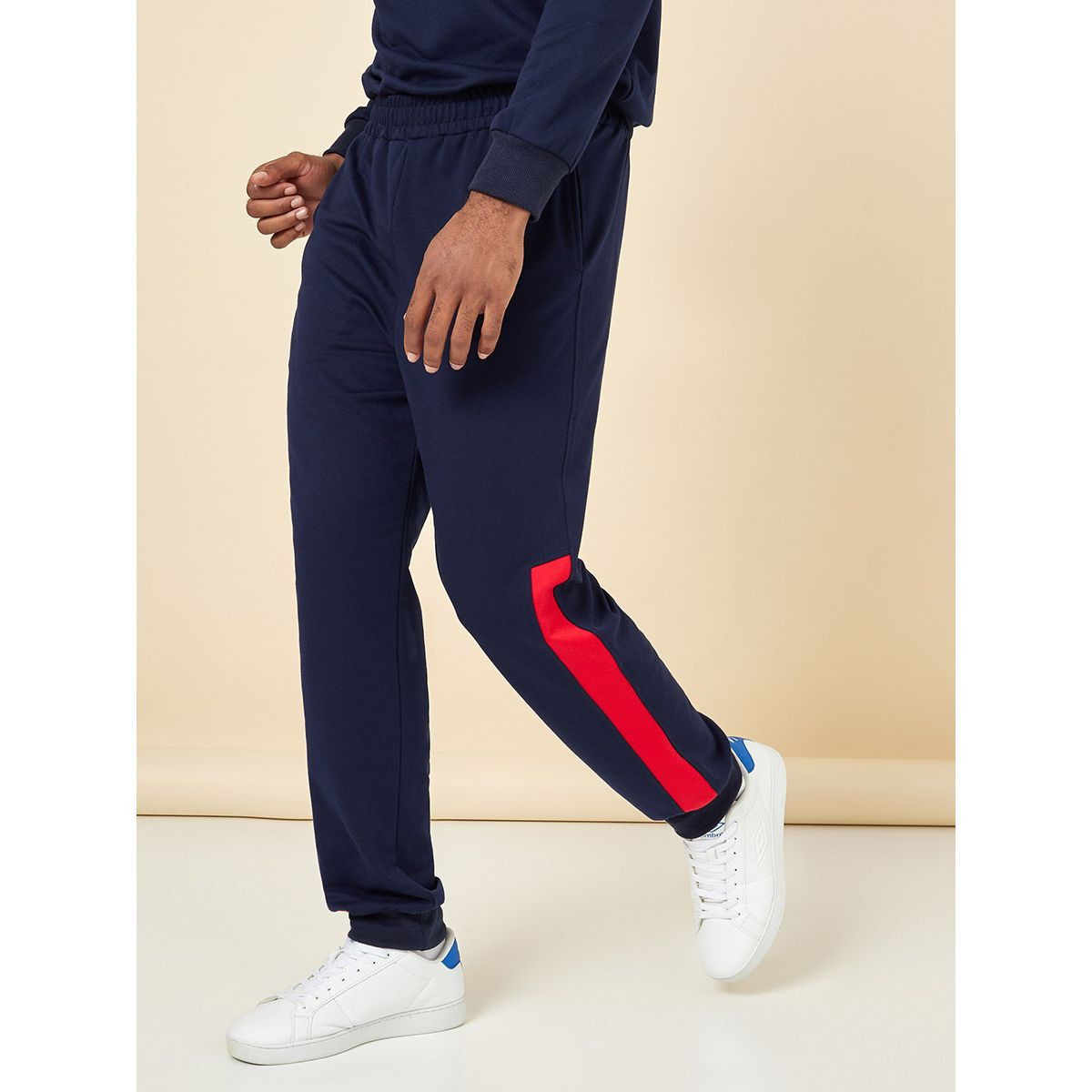 Styli Contrast Panel Tracksuit-men-clothing-sportswearandactivewear-tracksuits-image-4