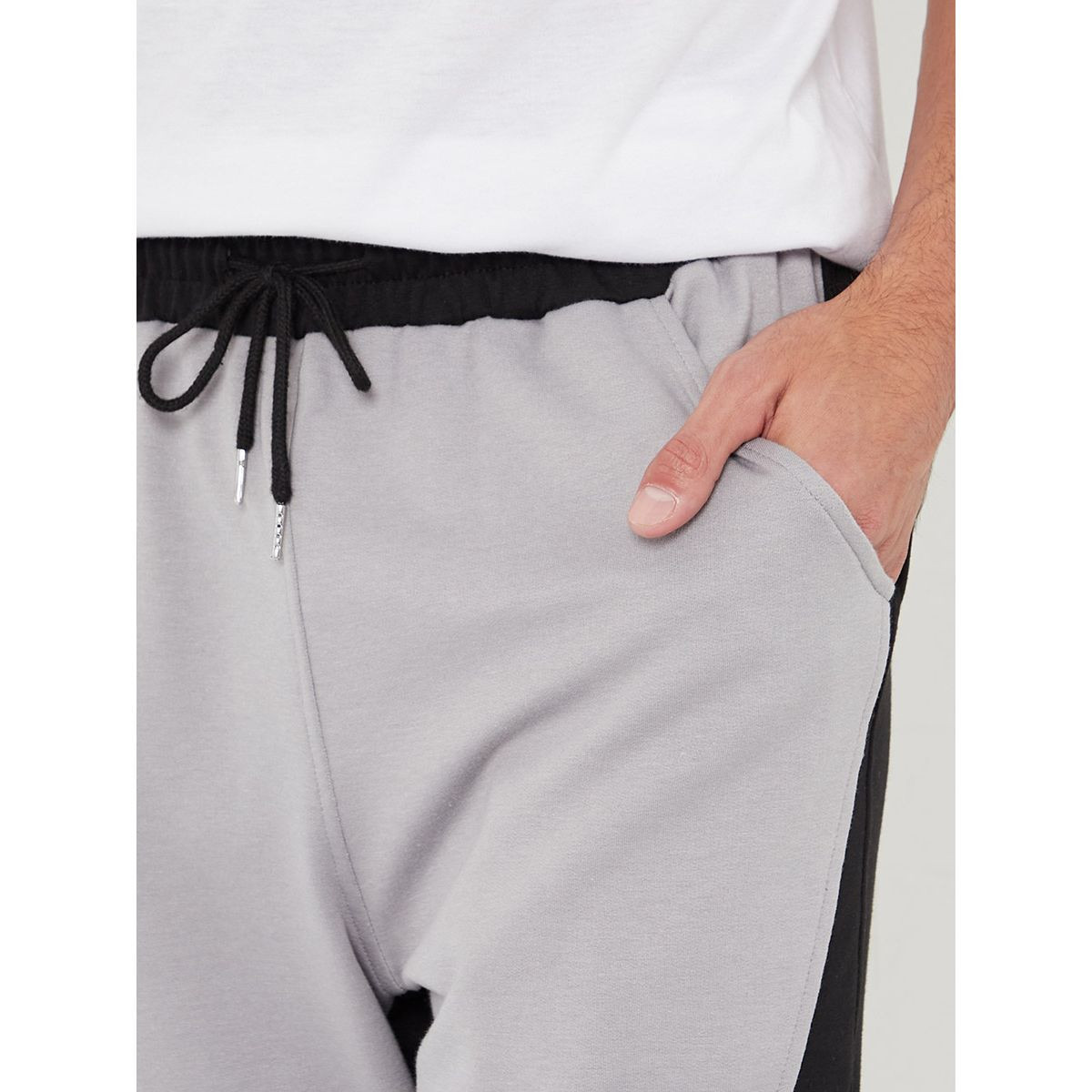 Styli Colorblock Zip Through Tracksuit-men-clothing-sportswearandactivewear-tracksuits-image-3