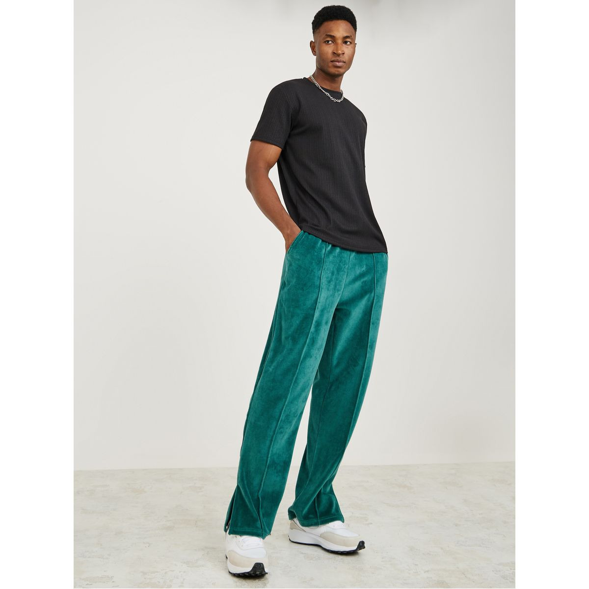 Styli Ribbed Knit Crew Neck Oversized T-shirt-men-clothing-tshirtsandpolos-tshirts-image-2