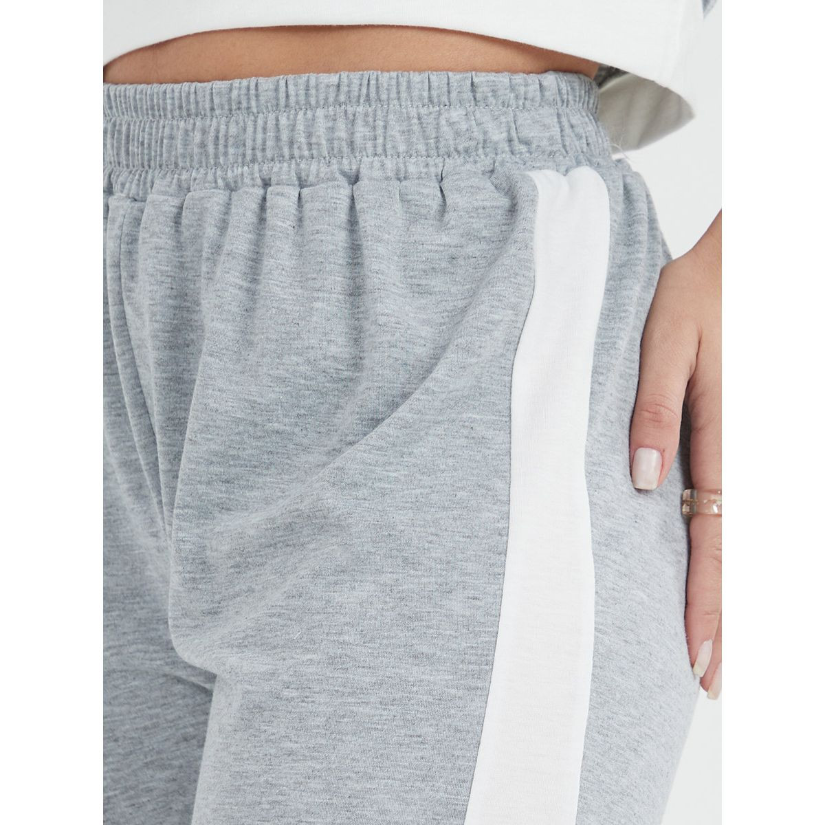 Styli Long Sleeves Top and Side Striped Jogger Lounge Set-women-clothing-nightwear-pyjamas-longsets-image-5