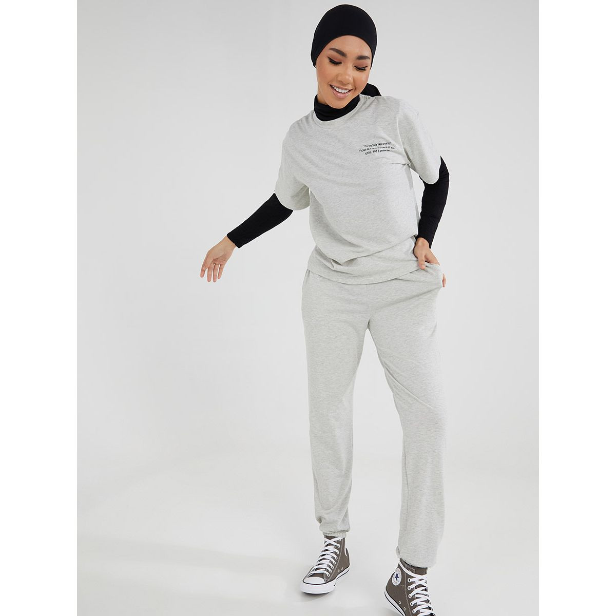 Styli Slogan Print Round Neck T-shirt and Jogger Lounge Set-women-clothing-nightwear-pyjamas-longsets-image-1