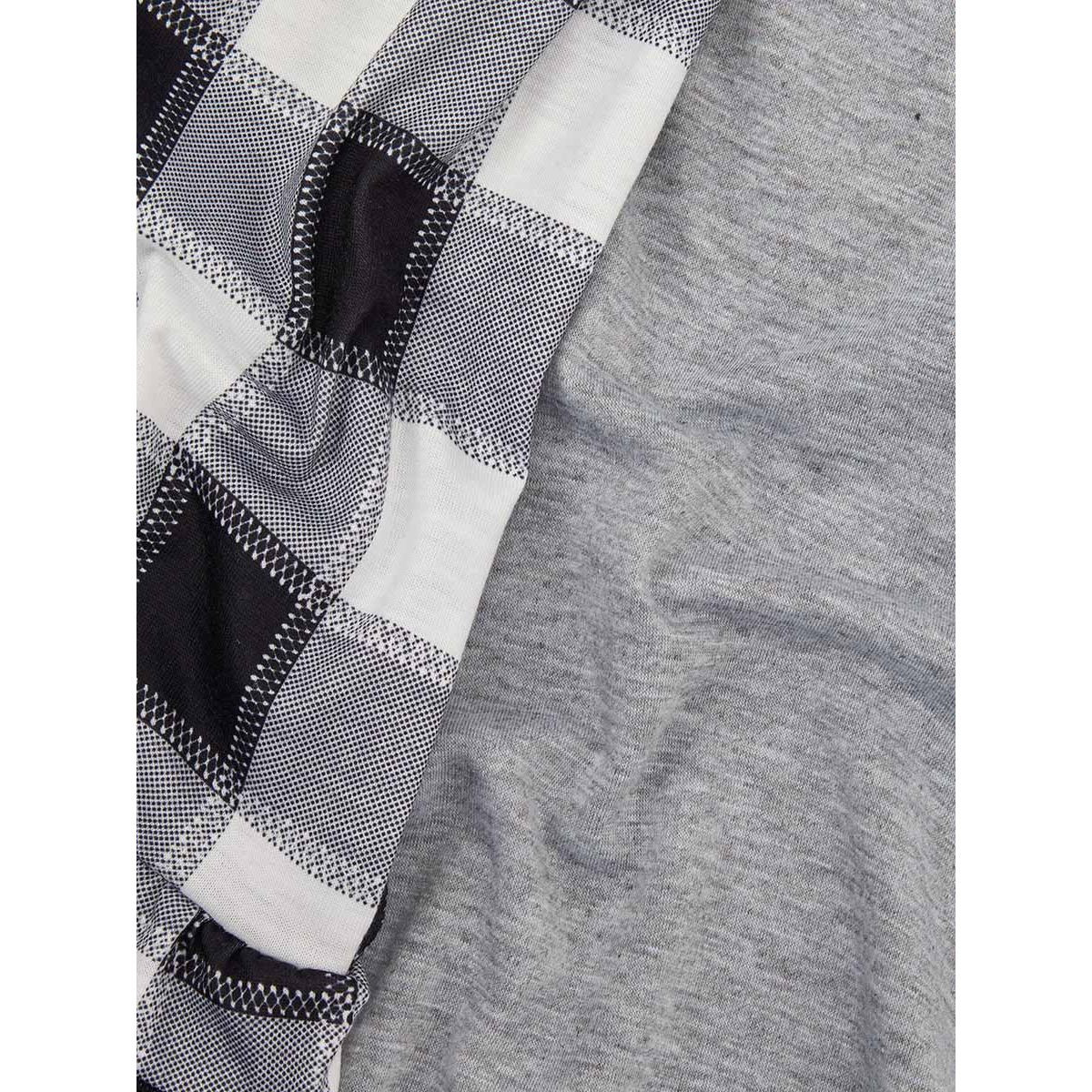 Styli Solid V Neck T-shirt and Checked Short Set-women-clothing-nightwear-pyjamas-longsets-image-5
